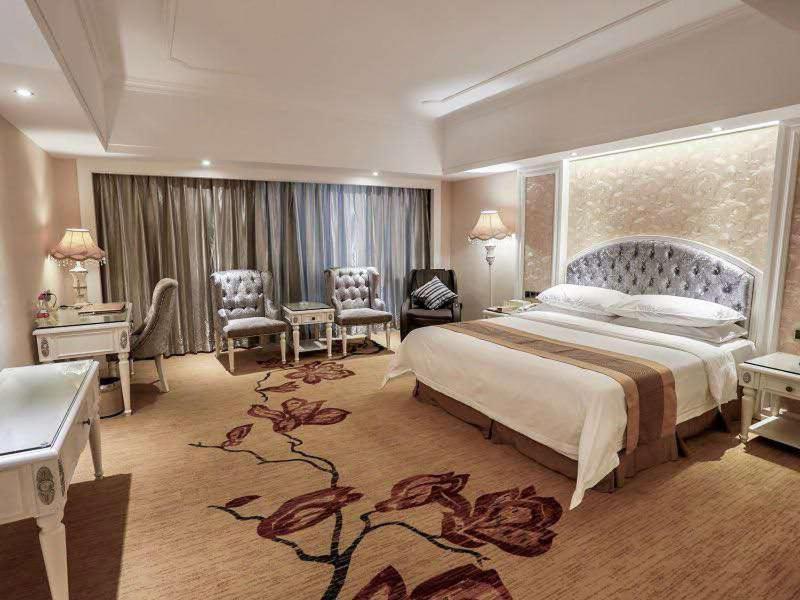 Vienna International Hotel Jieyang People'S Avenue Buitenkant foto